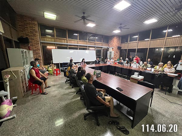 照片1-說明會開始