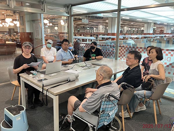 照片4-會後討論