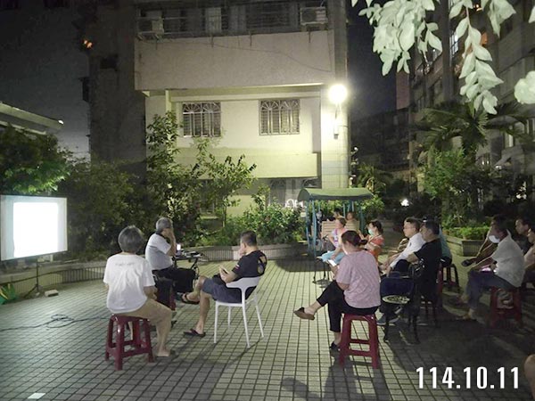 照片1-說明會開始